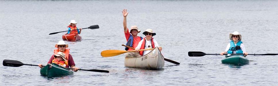 waving_kayakers